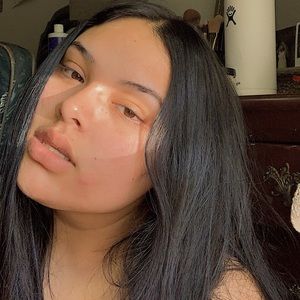 Meet your Posher, Destanie